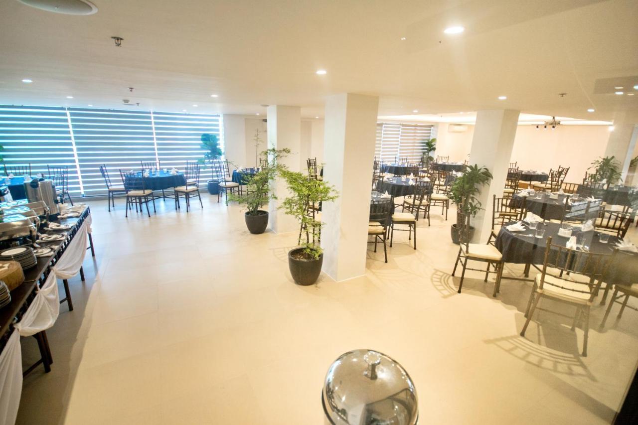 Commander Suites De Boracay Manoc-Manoc Exterior foto